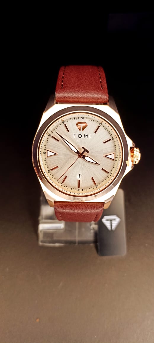 TOMI Exclusive Men’s Quartz Date Watch with Leather Band